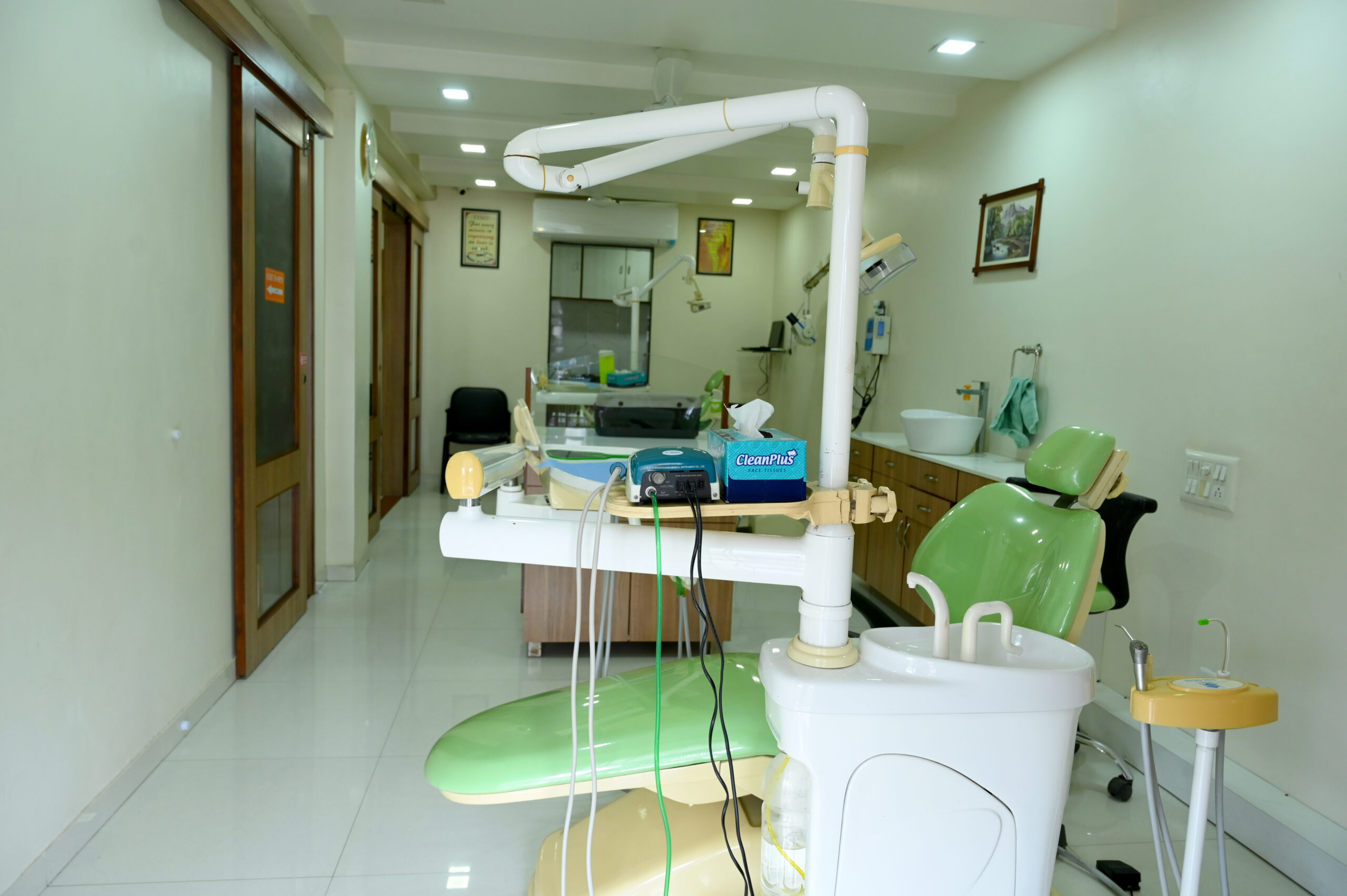 Reception & Waiting Lounge